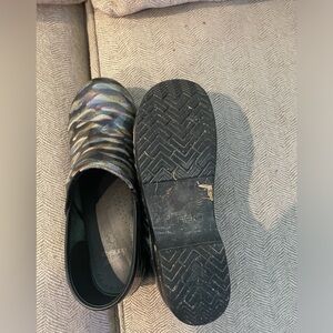 Dansko patent leather shoes size 42